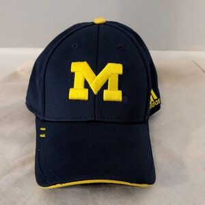 University Of Michigan Football Hat Ball Cap Climalite Adidas Fit Max '70 S/M